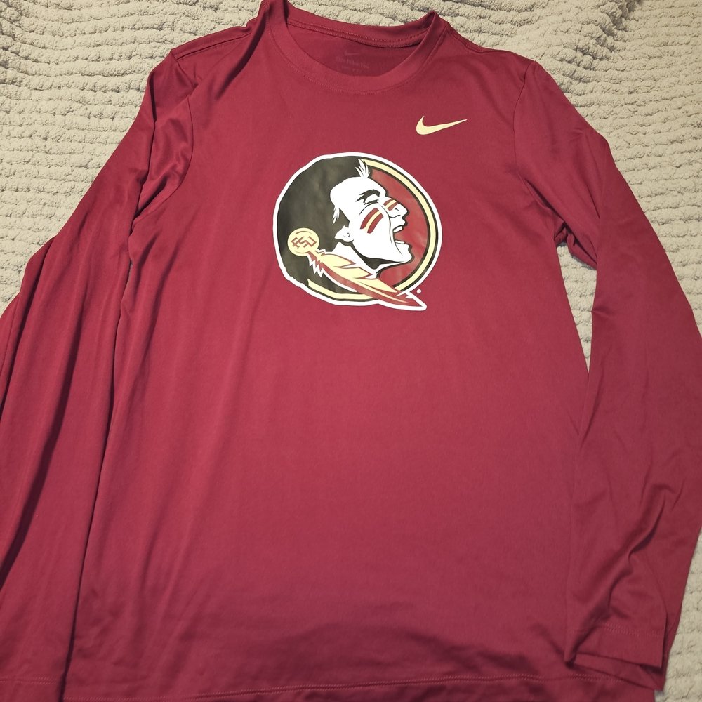Nike Men's Maroon Long Sleeve Tee
